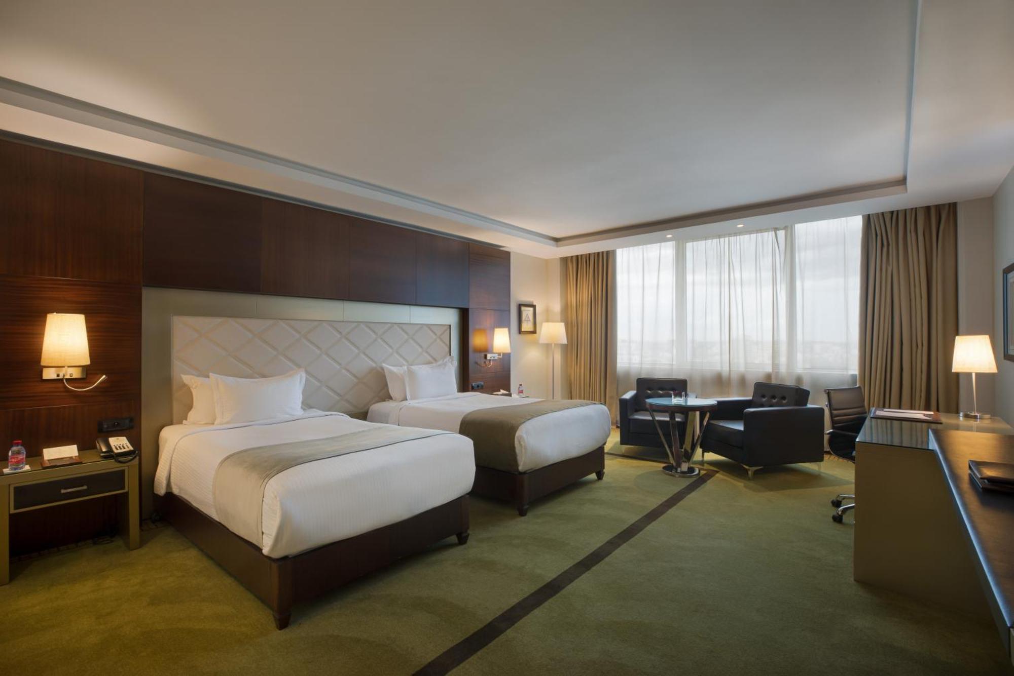 Grand Mogador City Center Casablanca Exteriör bild Deluxe room